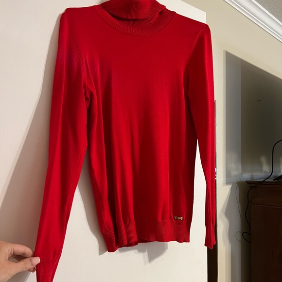 Calvin Klein Sweaters - ❤️ Calvin Klein | Sweater | Womens Medium. Also fits Large